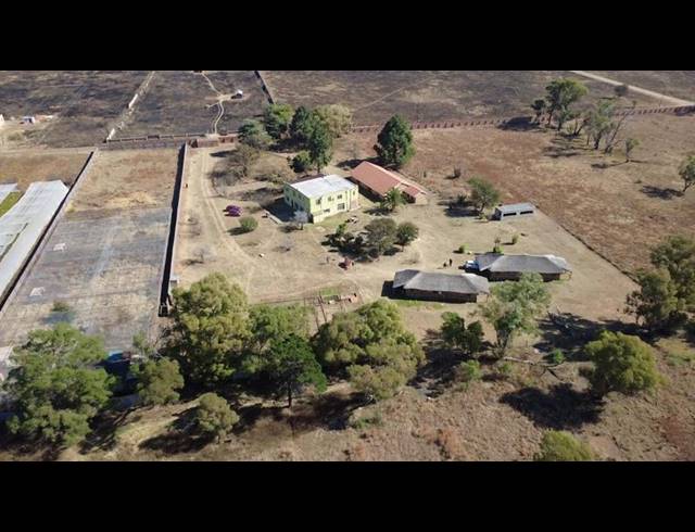 FARM FOR SALE IN WALKERVILLE CENTRAL